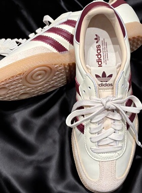 阿迪达斯三叶草男女鞋25冬款Samba OG白杏酒红拼色德训鞋JS3830
