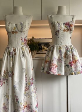 Lazy Didi折枝若若 手工压褶鱼骨碎花裙中古立裁U领甜美吊带裙