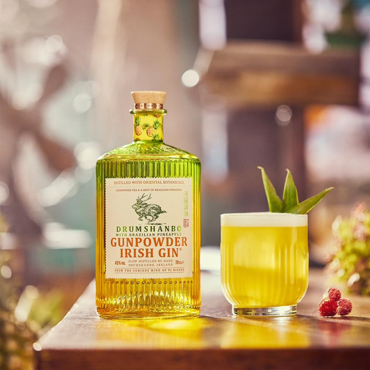无敌美渐变瓶 Gunpowder Irish Gin 鹿角兔•火耀金酒巴西菠萝版