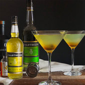 黄利口酒 法国进口洋酒 查特绿香甜酒 Liqueur 鸡尾酒 Chartreuse