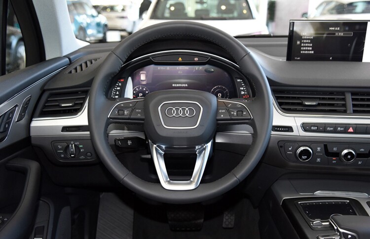 适用于奥迪A4LA5A6LA7Q3Q5Q7升级新款高配多功能方向盘带换挡拨片