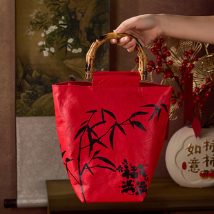 2026新年杜邦纸袋马年手提礼品袋定制年货礼袋春节过年包装礼盒