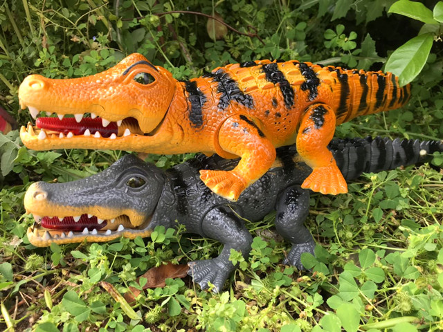 仿真大号电动金刚猩猩野生动物