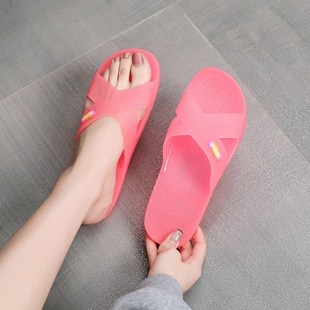 新款凉拖鞋女外穿家居室内水晶浴室洗澡防滑老式凉拖果冻塑料防臭