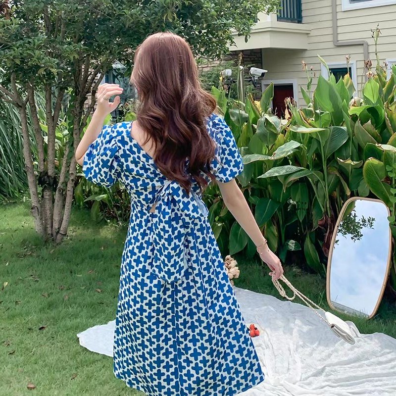 Official picture French style square collar tie bow tie small man temperament light mature wind open back holiday dress woman