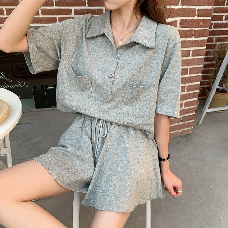 Two piece women's summer short sleeve T-shirt skirt suit