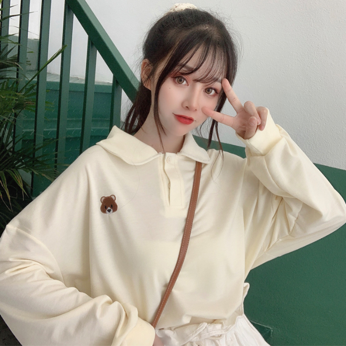 Real Korean version versatile loose and lazy collar bear embroidered long sleeve small sweater