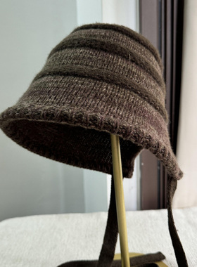 出日本单马卡龙咖绿色羊毛针织渔夫帽子女秋冬保暖飘带设计水桶帽