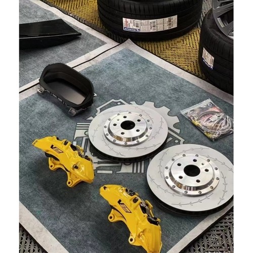 凯迪拉克刹车卡钳改装套装布雷博F50 brembo四活塞布雷博V6六活塞