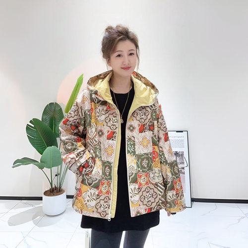 金影奇秋季新款花色连帽外套女风衣大码女装减龄显瘦上衣85126