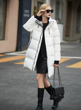 金影奇冬季新款加厚鹅绒服女中长款大码女装连帽保暖羽绒服98610