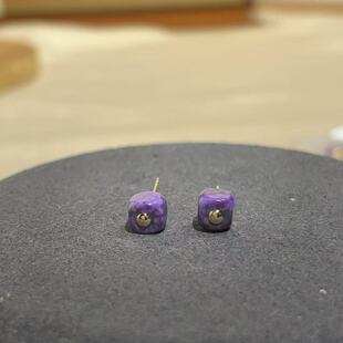 南非舒俱来皇家紫魔方耳钉18k（琴守）AZB9982