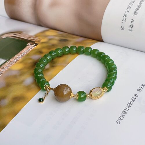 Z俄料苹果绿老型珠月光石手串18k/76mm/AZB17739