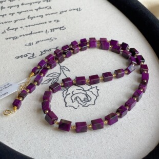 AZB12743 晴紫 南非舒俱来高阶玻璃红四棱珠项链18k 40cm