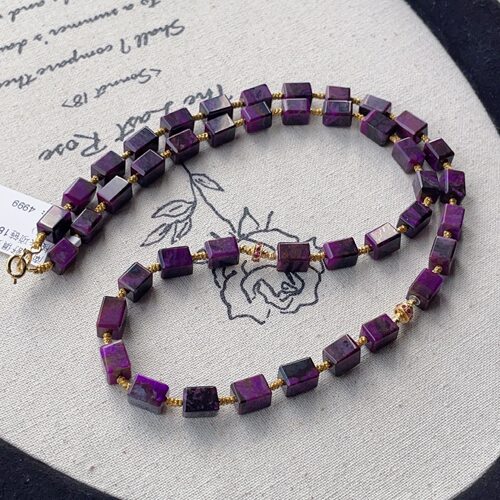 南非舒俱来红丝绒四棱珠项链18k/45cm（玄绒）AZB12389