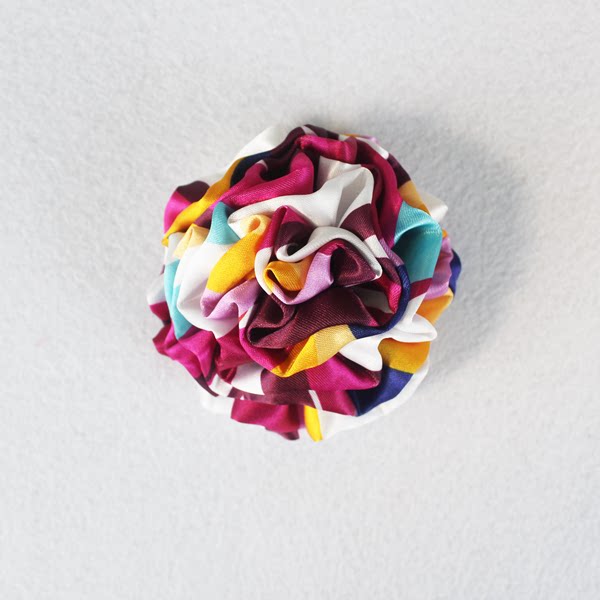 广东省江门市税务局窗口办事人员胸花别针大堂接待员工胸花无标记