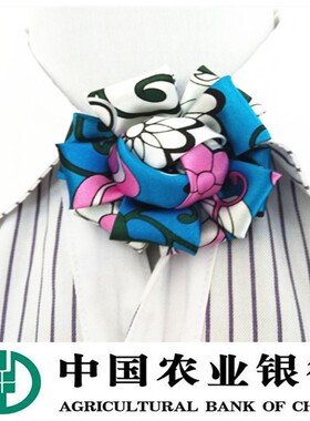 银行丝巾胸花现货