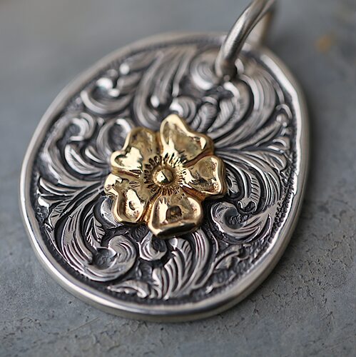 925银手工錾刻唐草吊坠