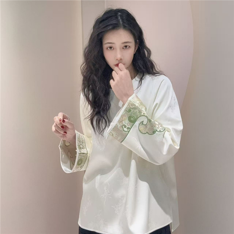 新中式国风盘扣圆领加绒加厚保暖打底衬衫秋冬复古提花长袖上衣女