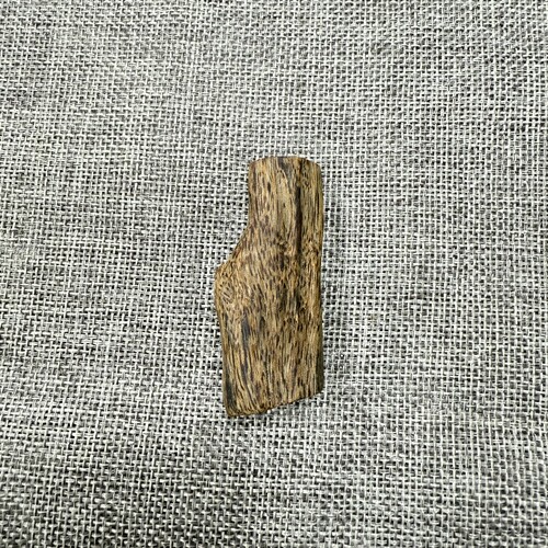 天然棋楠瘤疤挂件吊坠9.6克