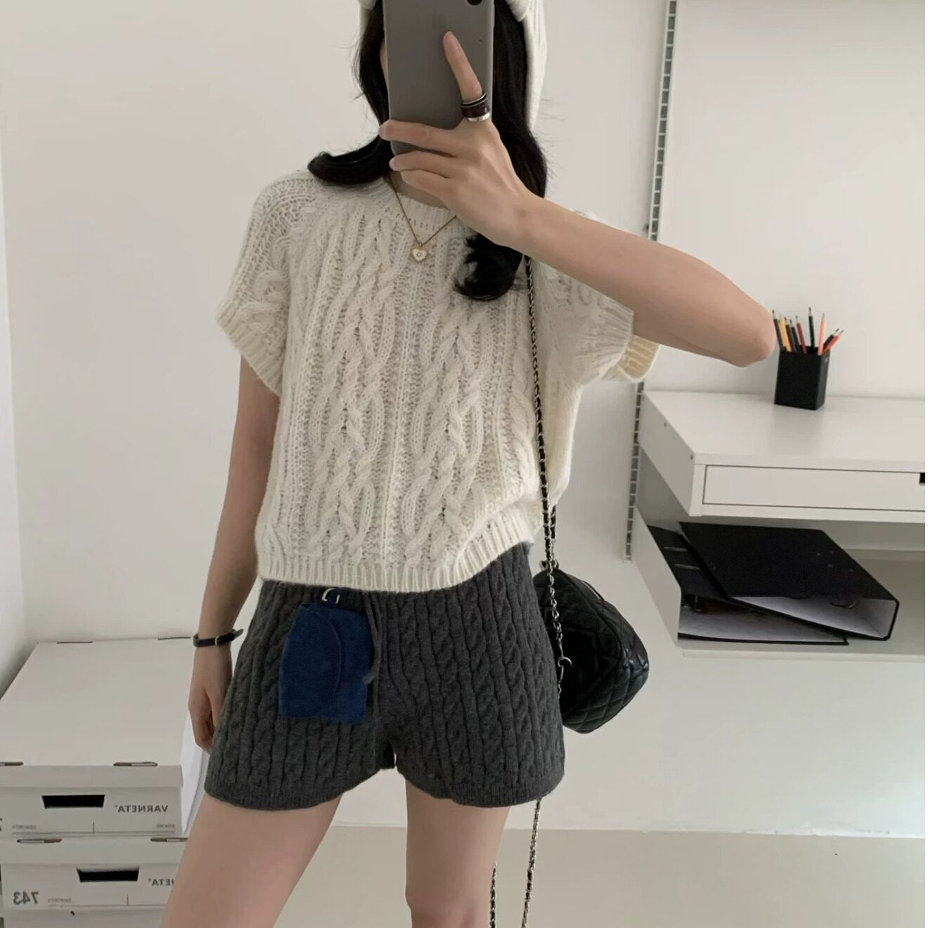 韩系穿搭复古麻花插肩袖叠穿短袖毛衣女秋冬新款时髦松弛感针织衫