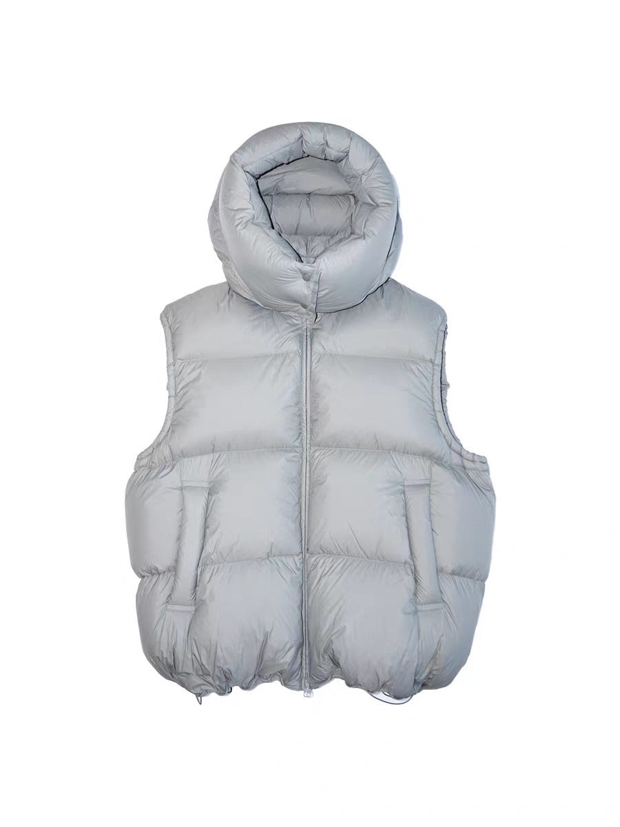 SYUGNA 25秋冬新品  泡芙无袖连帽羽绒马甲 W13