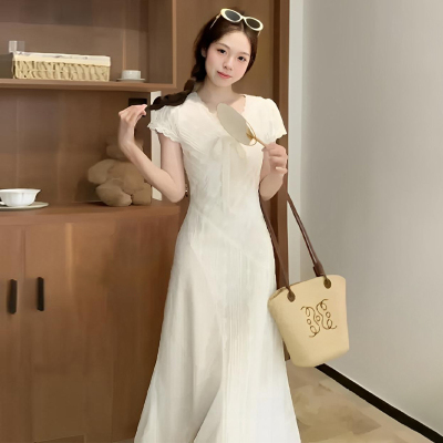 薄纱白色连衣裙子女夏季2025新款今年流行爆款夏日绝美长裙包臀裙