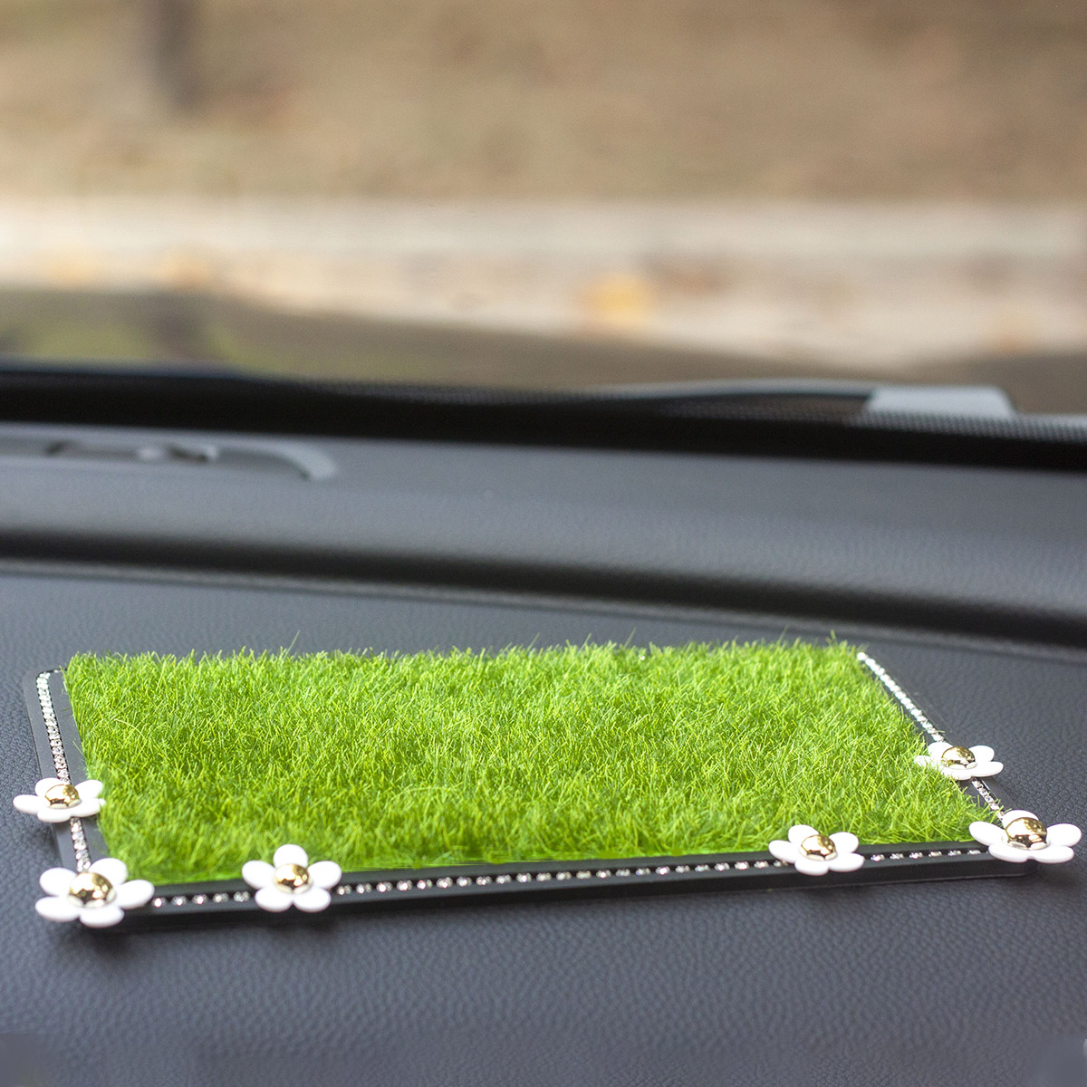 汽车防滑垫创意个性小清新中控台仪表台装饰品车内仿真草坪摆件