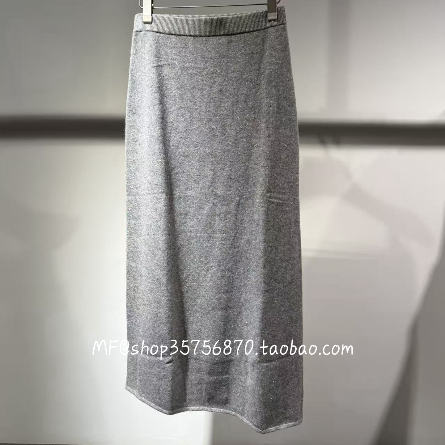 AUM奥姆2025冬专柜正品半身裙