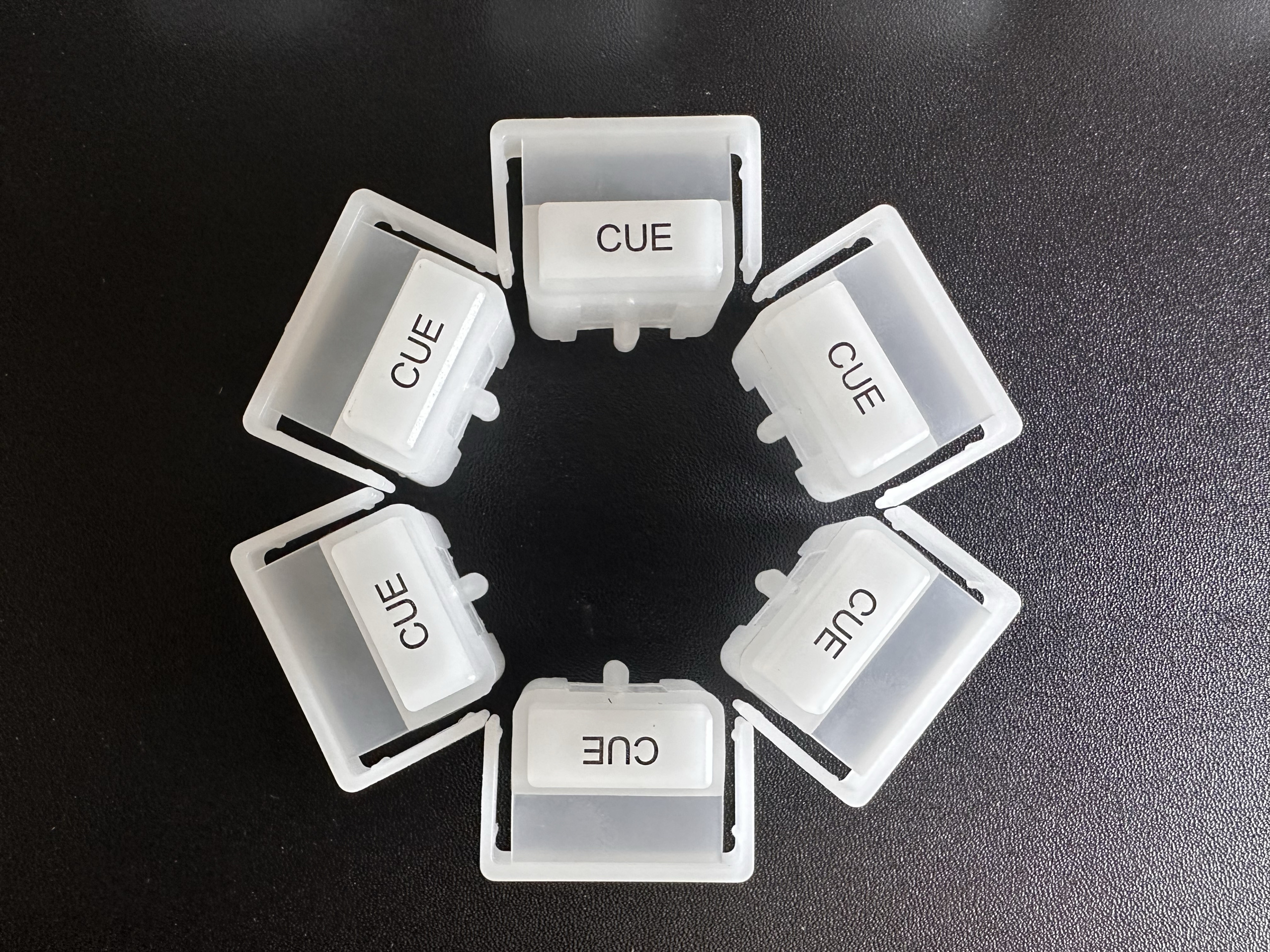 先锋djm混音台监听cue1外部帽子
