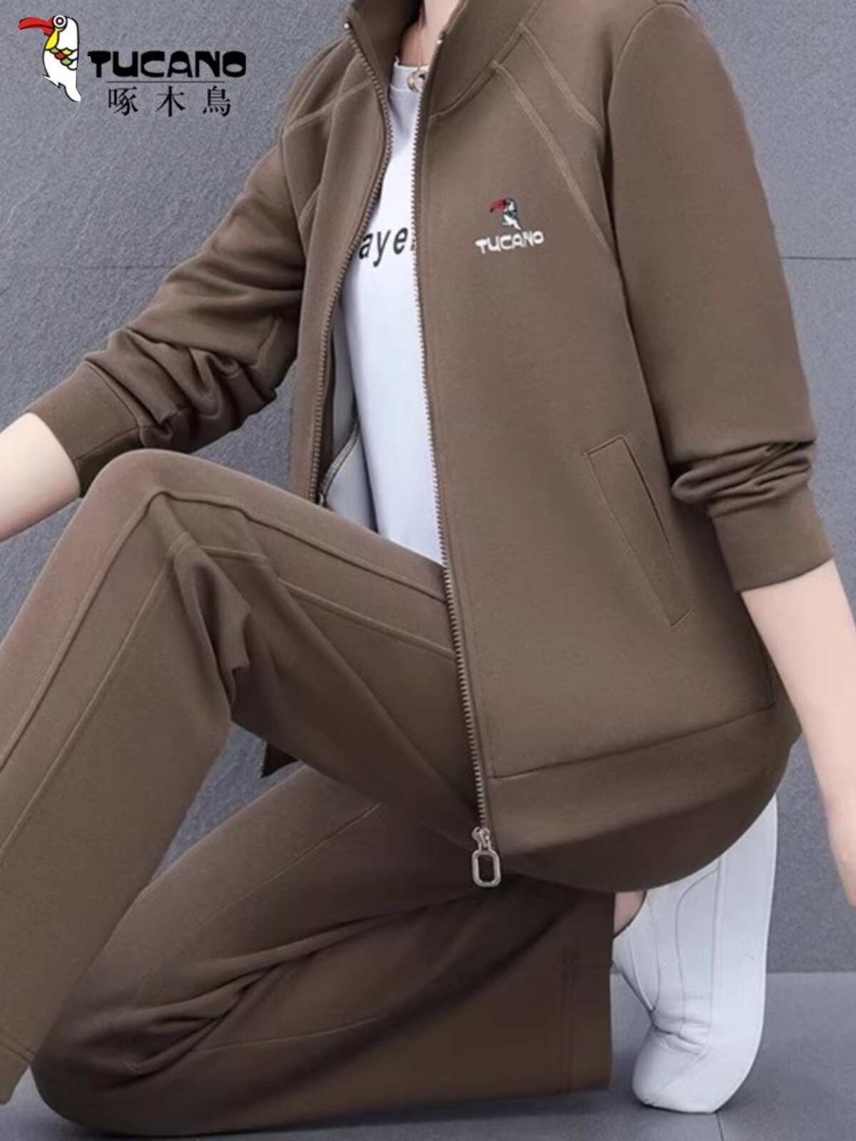 딱따구리 캐주얼웨어 스포츠 정장 여성 봄 가을 2024 새로운 여성 브랜드 서양식 엄마 운동복 여성 의류