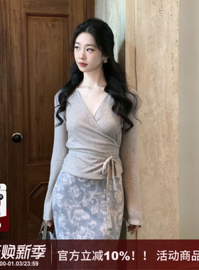 【暮云】SYT自制 港风复古绑带显瘦v领上衣T恤女秋新款长袖针织衫