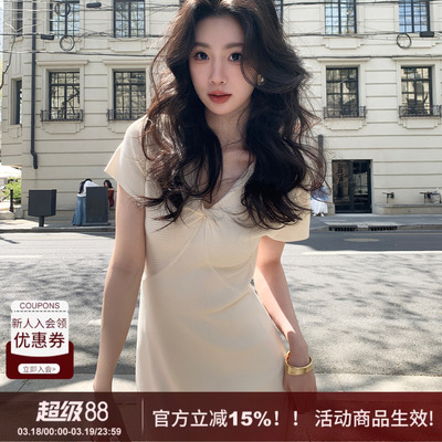 SYT褶手臂扭结v领短袖针织连衣裙
