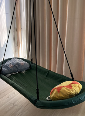 早教幼儿园儿童悬挂飞船