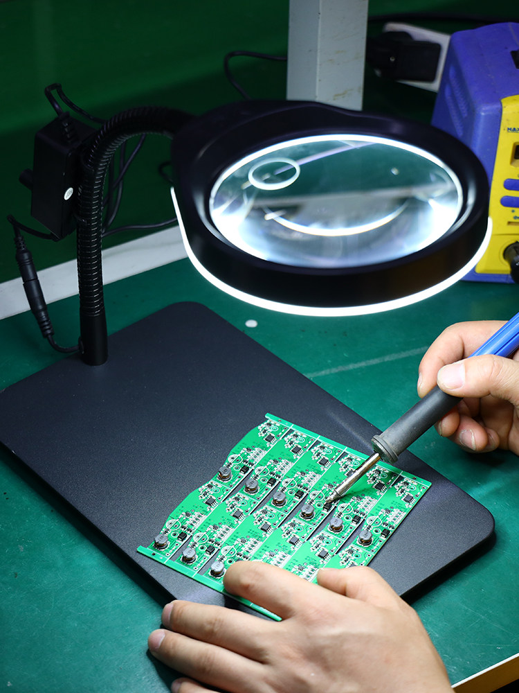 PDOK夹台式放大镜带led灯维修用