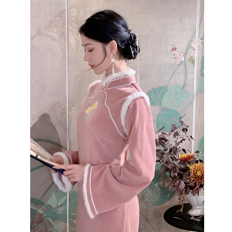 「芙翠」粉色旗袍2023新款倒大袖改良新中式冬款日常加厚少女秋冬