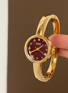 IEKE古罗马气质精致手表女时尚精简手镯式小表盘高档轻奢石英女表