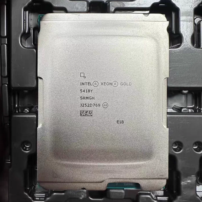 英特尔 Gold 5418Y 正式版 24核心48线程 2.0GHz LGA4677针