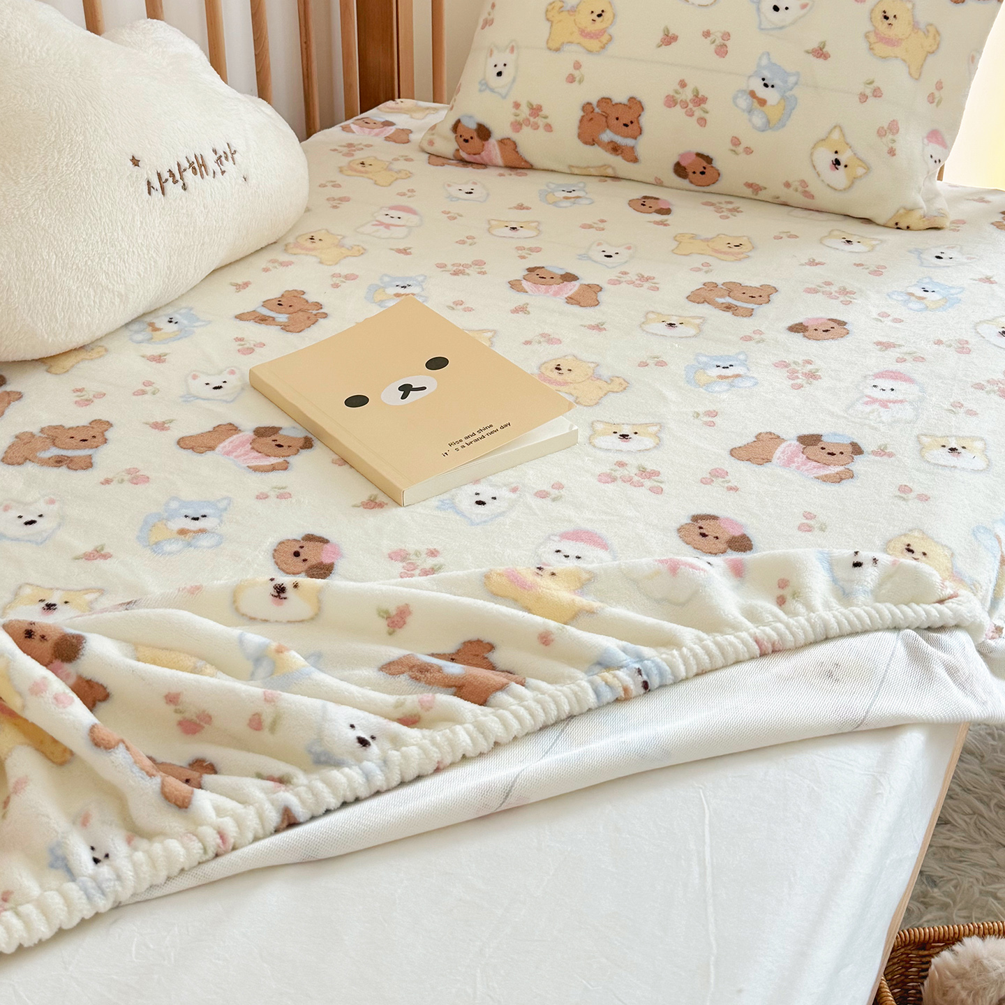 冬季婴儿床床笠宝宝加厚珊瑚牛奶绒床单儿童拼接床床罩小床床垫套