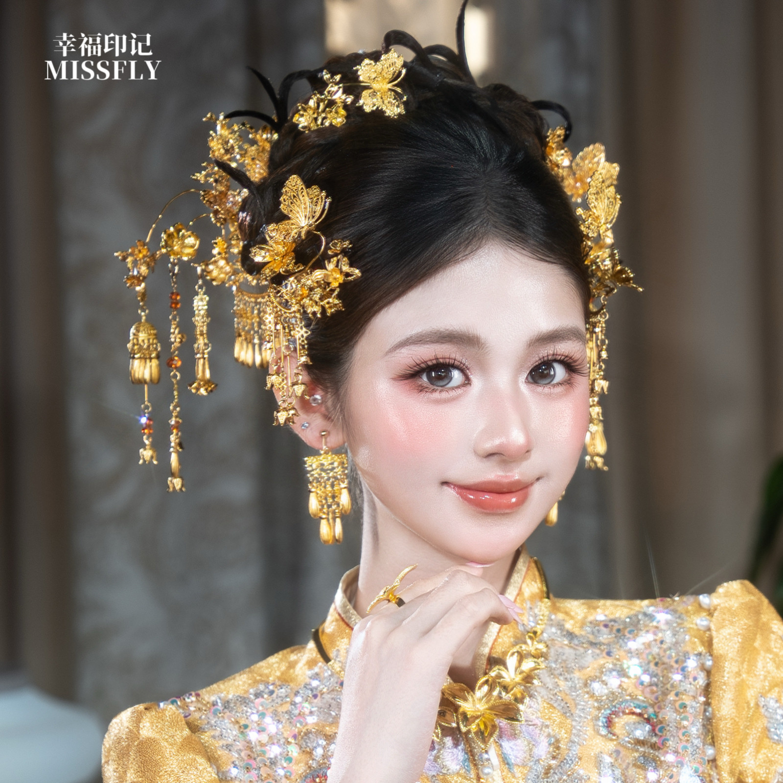 新娘蝴蝶头饰金色秀禾旗袍晨袍龙凤褂新中式发饰结婚订婚高级感