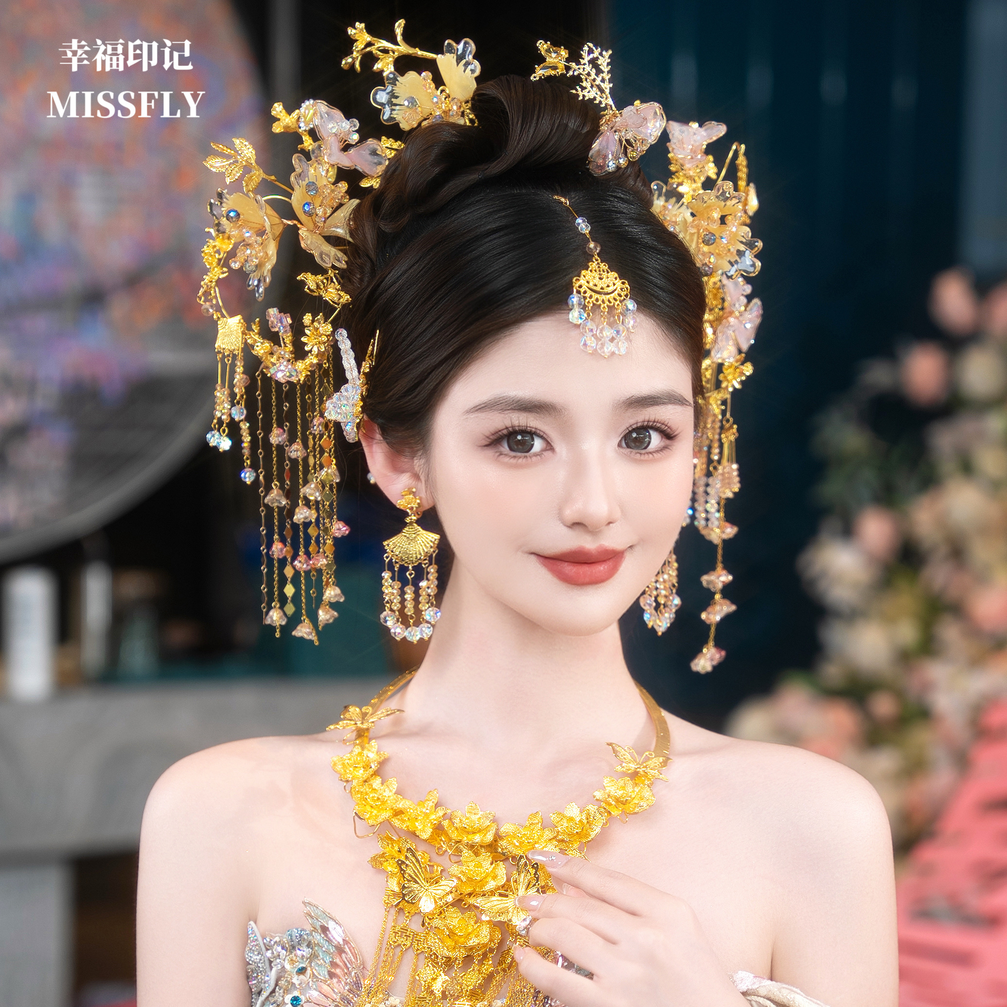金色秀禾头饰新娘浅色晨袍旗袍百搭眉心坠发饰后区减龄新中式古风