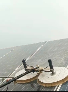 太阳能板光伏电站清洗机器人组件专用喷水清洁设备屋顶刷电动工具