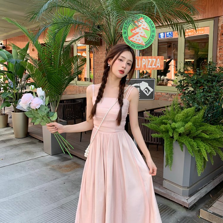 浅春夏设计感气质显瘦约会度假粉色修身长裙吊带抹胸连衣裙
