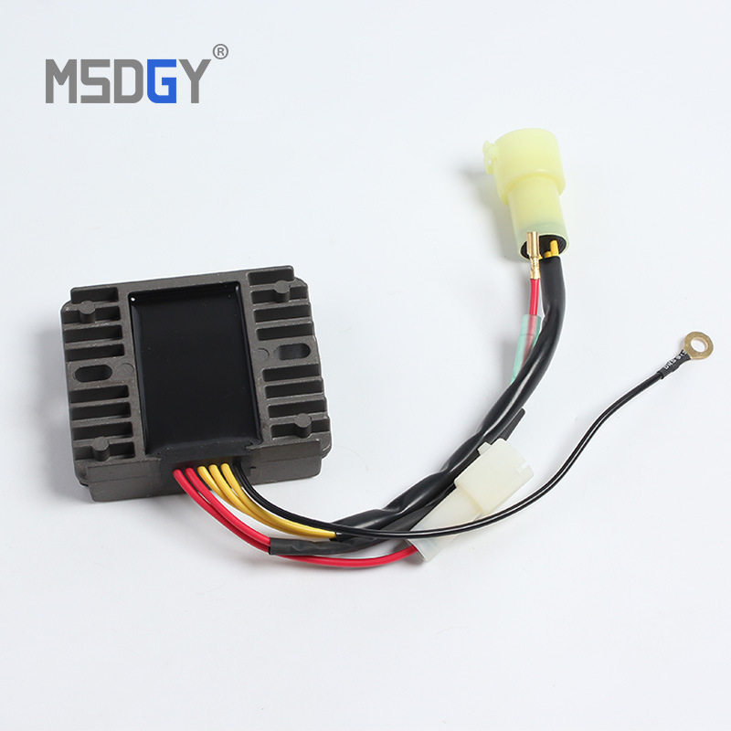 摩托车整流器适用Yamaha 6R3-81960-10-00 6R3-81960-00-00稳压器