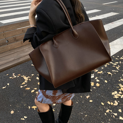 2026新款高级感大容量托特包包法式小众单肩包百搭通勤女包手提包