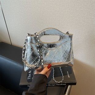 2026夏季精致小香风菱格链条手提包女高级感单肩斜挎mini托特小包