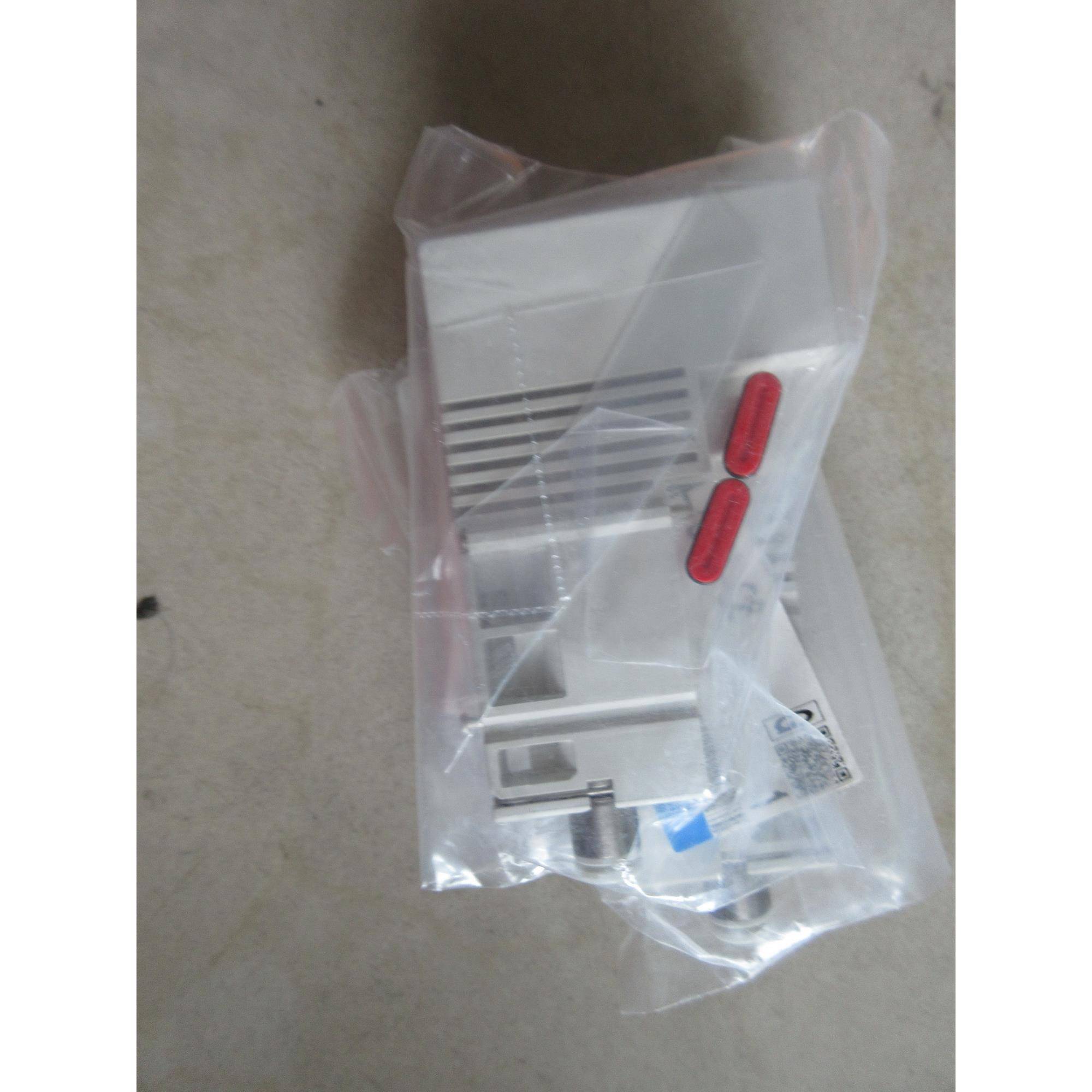 原装正品全新正品 SMC SY30M-78-1A-C6 现货功能包好品质现货