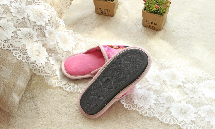 Pantoufles enfants en suède pour printemps - Ref 1015811 Image 3