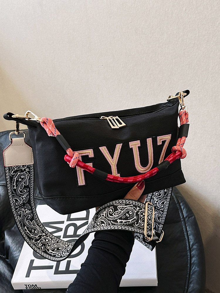 佐卡曼正品轻便尼龙布双面包包女2023新款潮大容量单肩斜挎枕头包