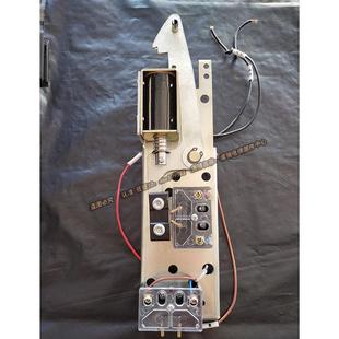 哈尔滨顺达杂物梯餐梯电磁厅门锁电磁铁SDZ CMS